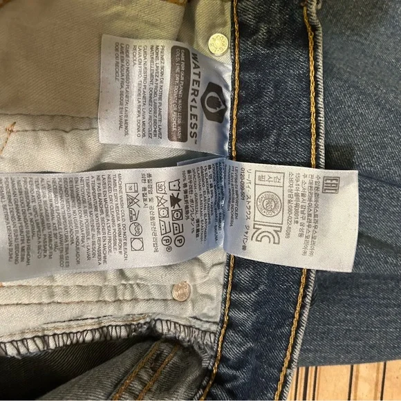 Levi’s 511 Tagged 32x34 but inseam measures 32" - Picture 8 of 8
